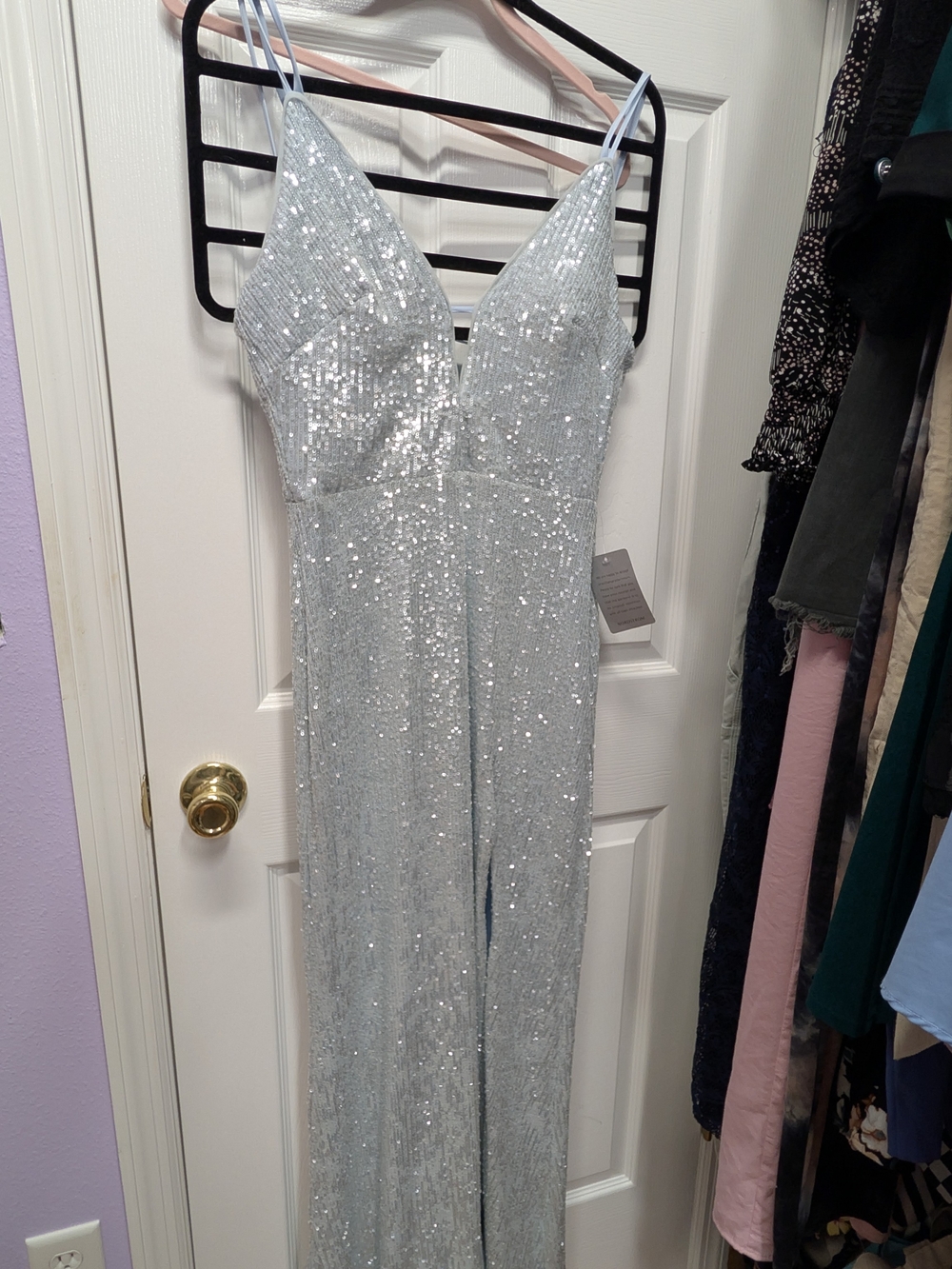 Xscape Nordstrom NWT Silver Sequin Multi-Strap High Slit Formal Gown